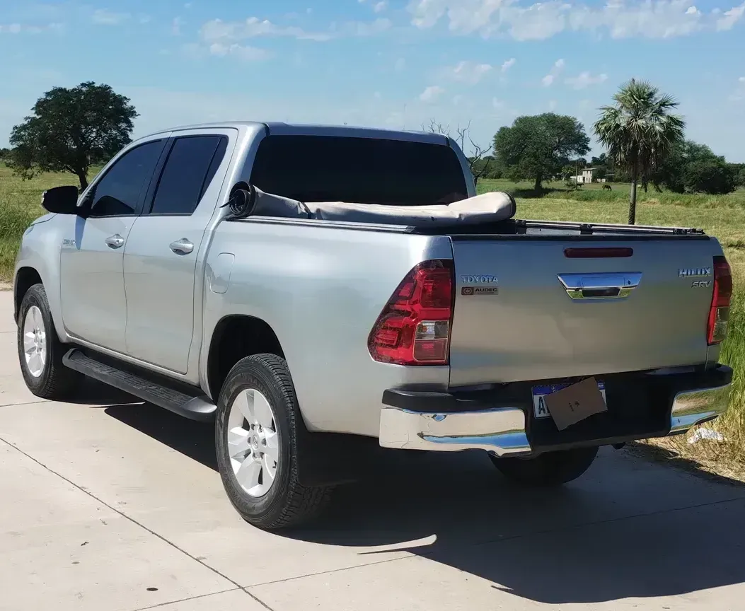 Toyota Hilux 2.8 Cd Srv 177cv 4x2