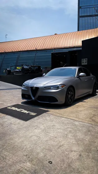 Alfa Romeo Giulia 2.0 Ti At