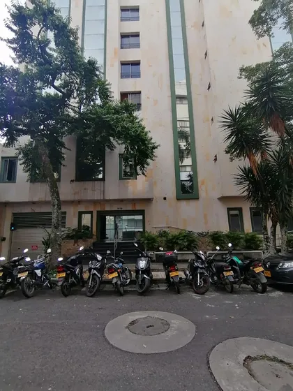 Oficina En Arriendo En Centenario. Cod A9336