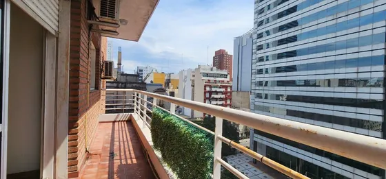 3 Ambientes Con Escritorio A Metros De La 9 De Julio !!