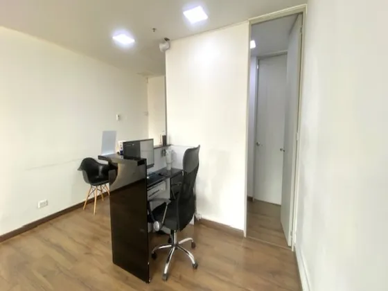  Oficina En Venta Ubicada En Envigado Sector Las Vegas (26995).