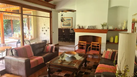 Casa En Venta De 4 Dorm En Lo Barnechea , Jardin La Dehesa