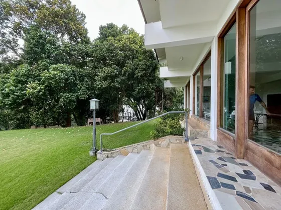 Vendo Fabulosa Casa Y Terreno En Valle Arriba 6.300 Mt2 De Terreno/ Jardin /golf