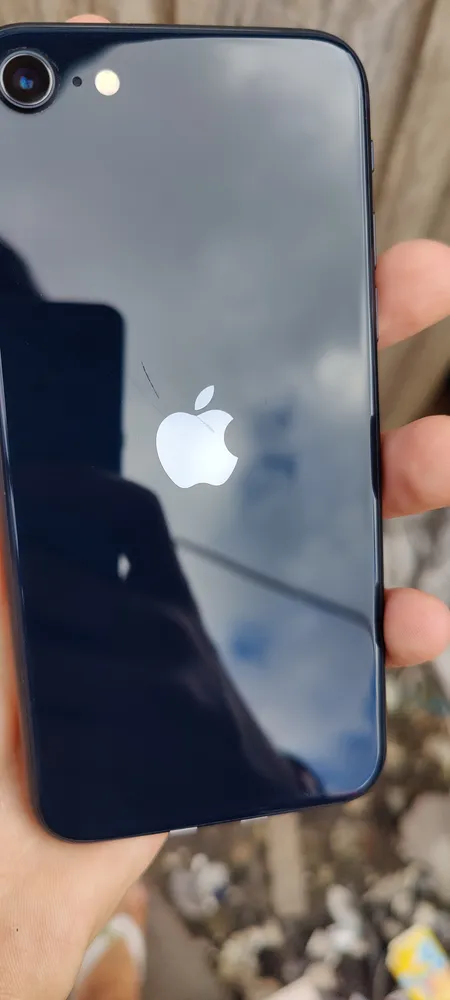 Apple iPhone SE (3ª geração, 64 GB) - Meia-noite - Aceitável