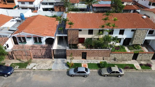Casa 2 Niveles En Trigal Norte Calle Cerrada - Se Escuchan Propuestas Cod 238558