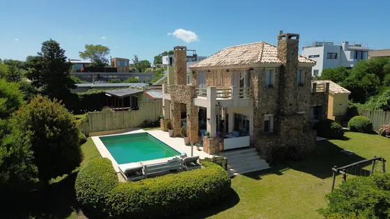 Casa En Venta En El Chorro Cerca Del Mar