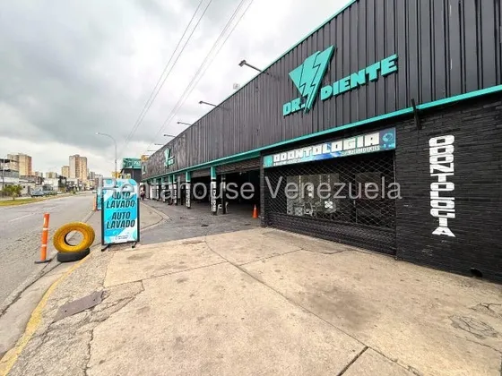Jip 25-22591. Rent-a-house Vende Fondo De Comercio : Cauchera/alineacion, Autolavado Y Sport Bar. Excelente Ubicación Zona De Alto Trafico Vehicular . Ordena Tu Cita Ya!. La Romana Maracay