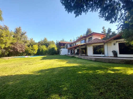 Espectacular Casa Chilena En Condominio Rinconada 