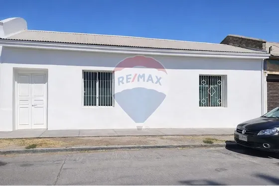 Propiedad A Metros De Municipalidad De Buin,