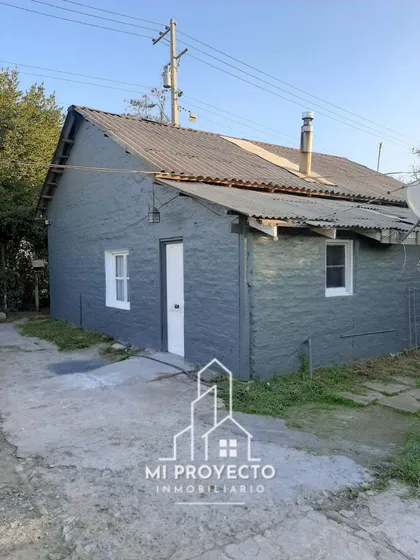 Arriendo Casa De 1 Piso 135/1800 Mts2 2d 2b 3e Sala De Estar