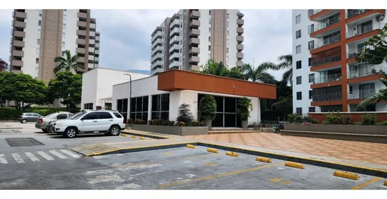 Apartamento En Venta En El Norte De Cali Barrio La Flora 155 M² Unidad