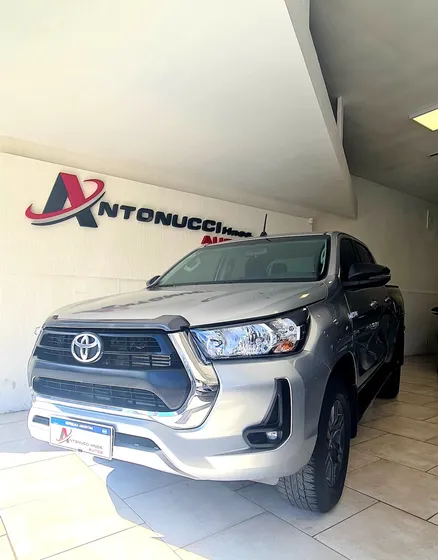 Toyota Hilux Pick-up 2.4 Cd Sr 150cv 4x2