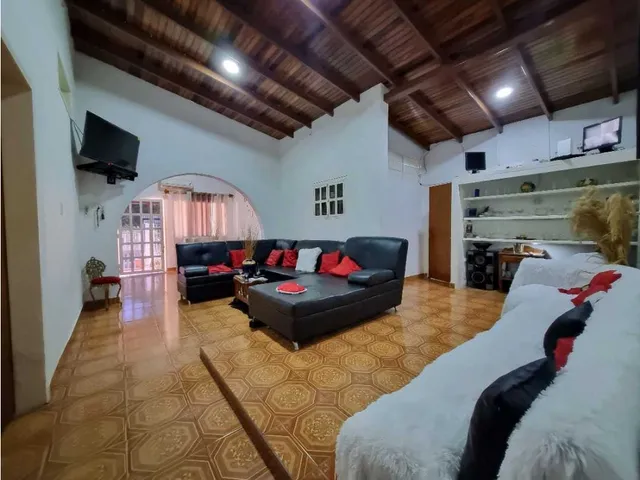 Casa En Venta. Sector Los Acuarios. El Limón. Maracay Edo. Aragua