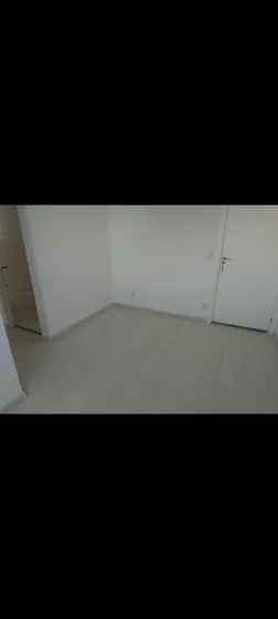 Apartamento 2 Quartos Sala Cozinha/serviço Banh. 1 V Garagem
