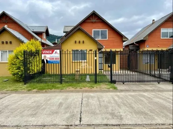 Casa En Venta De 3 Dorm. En Temuco