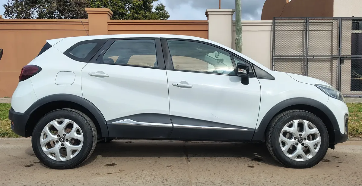 Renault Captur 2.0 Zen528496930230773761