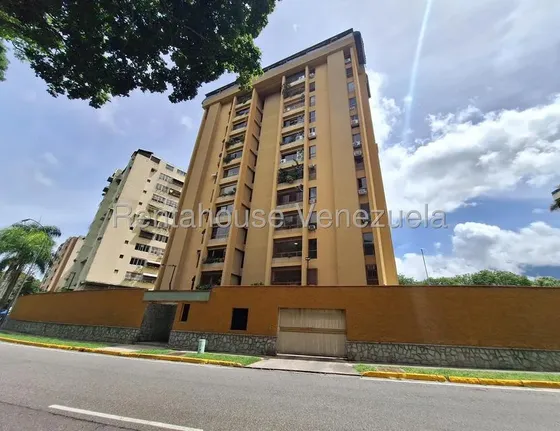 Aa Apartamento En Venta Macaracual Excelente Oportunidad De Inversion Mls #26-22141