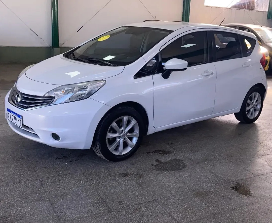 Nissan Note 1.6 Exclusive 110 cv CVT