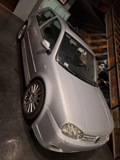 Volkswagen Golf V6 4motion