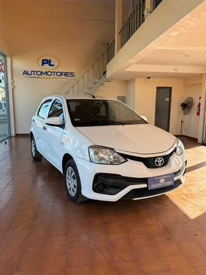 Toyota Etios 1.5 X 6mt My19