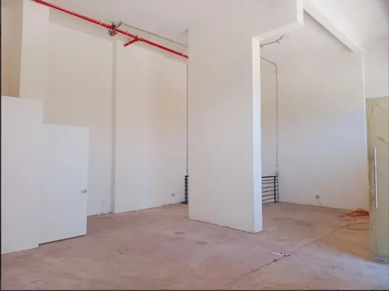 Arriendo Local 95,86m2 - Ñuñoa - Av Matta - Debajo Edificio
