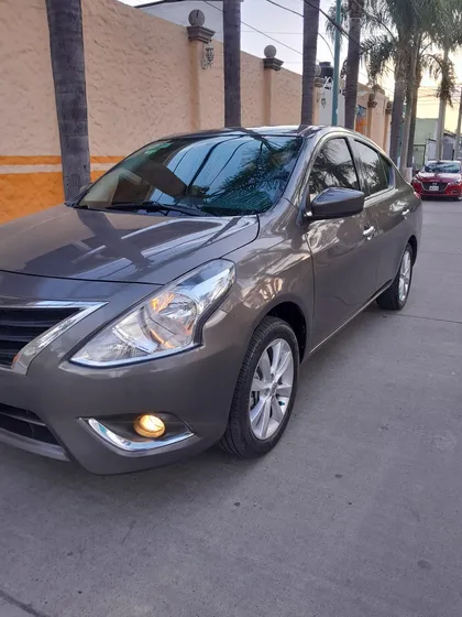 Nissan Versa 1.6 Advance At