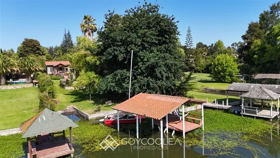 Casa En Venta De 4 Dorm. En Las Cabras