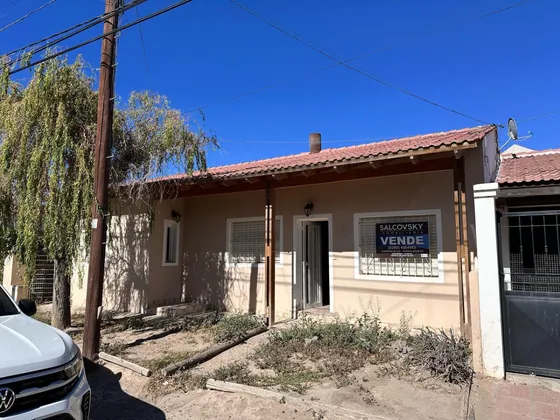 Casa En Venta En Puerto Madryn De 3 Dormitorios, Barrio Sur