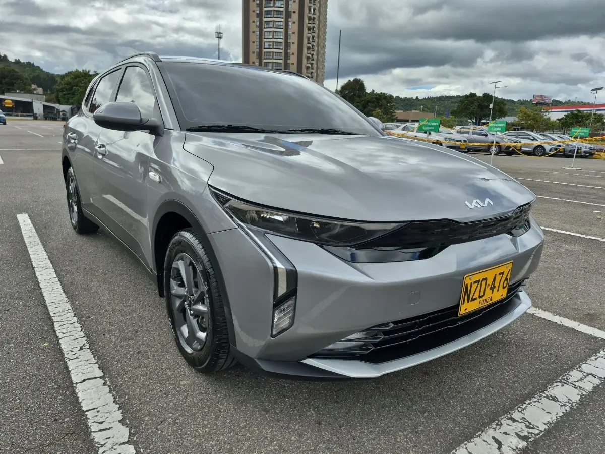 Kia K3 Cross 1.6 Vibrant