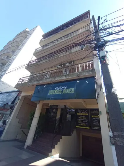 Departamento En Venta En Caseros