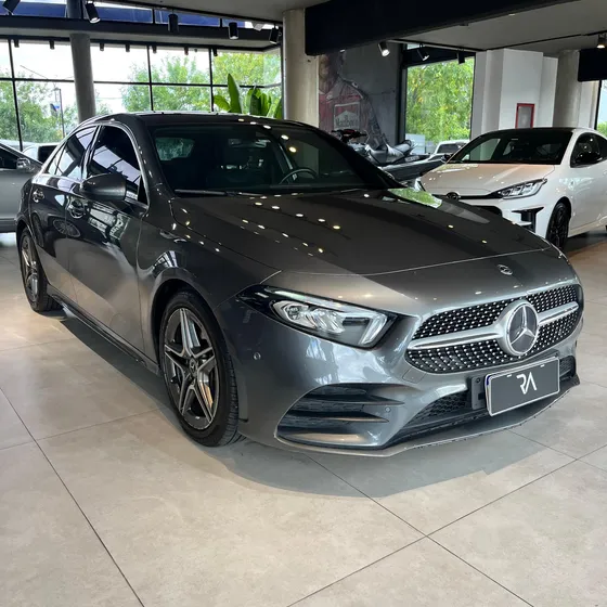 Mercedes-benz Clase A 2.0 A250 Amg-line 224cv Sedan