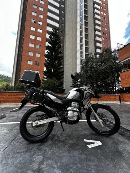 Xre 300 Modelo 2022 De Sabaneta Todo Pago Excelente Condicio