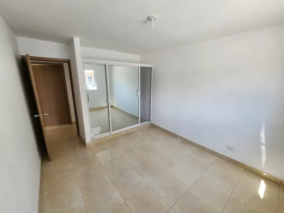 Apartamento En Alquiler En Ciudad De El Sol Bávaro Tomarov 