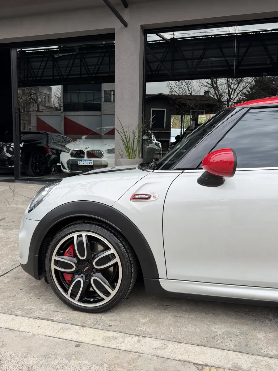 Miniatura 6