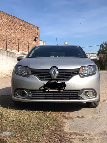 Renault Logan 1.6 Privilege Plus 105cv