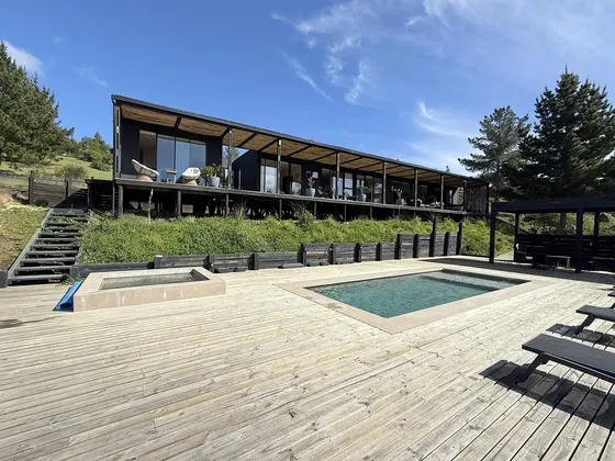 Se Vende Casa Moderna En Pupuya Con Piscina Y Jacuzzi