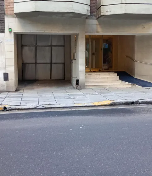 Cochera En Recoleta