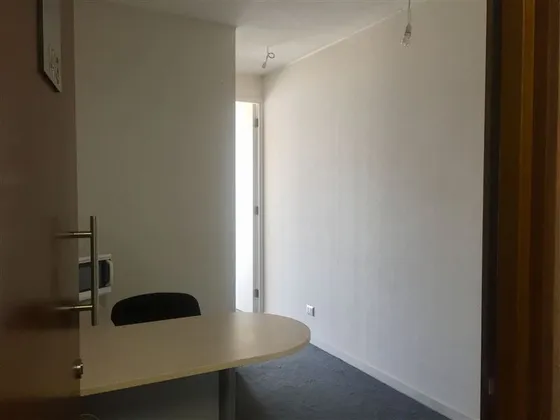 Oficina Edificio Workennedy Vitacura