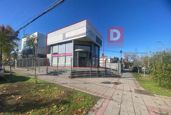 Local Comercial En Arriendo En Providencia 350 M2 Útiles 