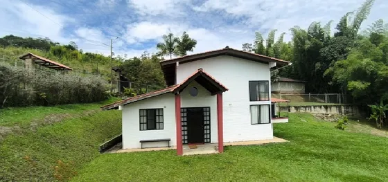 Venta Casa Campestre En Condominio Bosques De Calima Vip  Vía Restrepo, Valle