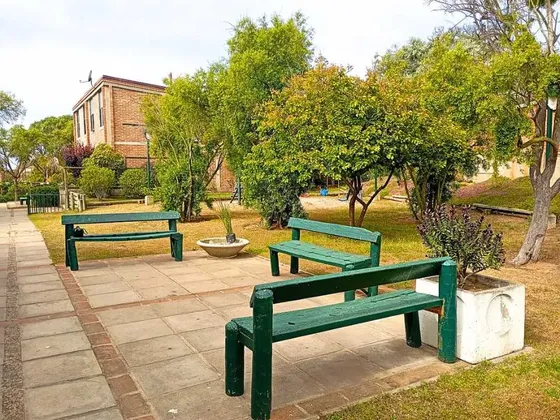 Venta Acogedora Casa, Las Encinas, Concón (140524)
