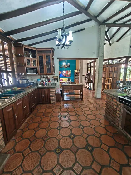 Js Casa + Galpón En Venta En Tucapé San Cristóbal