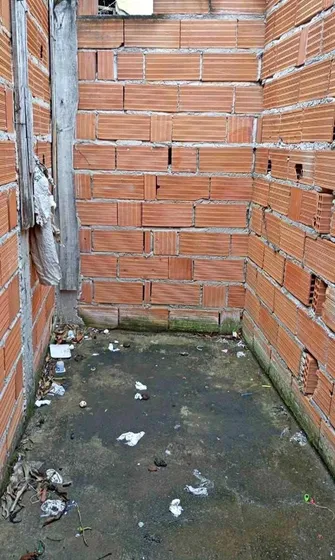 Casa Em Construção.da Pra Fazer Mais Duas Casa Pra Cima 