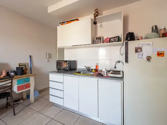 Monoambiente En Venta, En Abasto