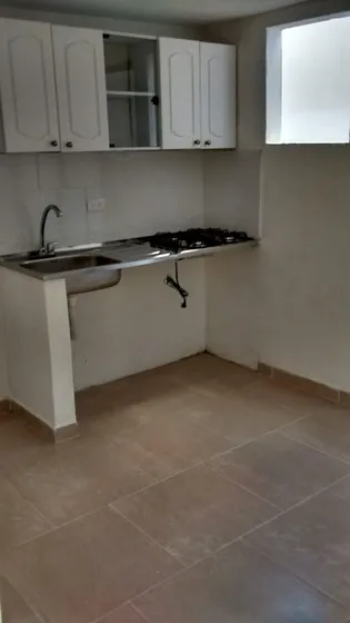 Casa Unifamiliar 5 Habitaciones. 2 Baños