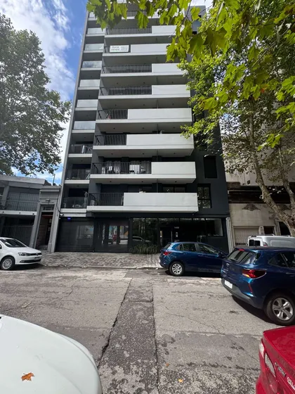 Alquiler De Apartamento 1 Dormitorio En Cordón Con Garage