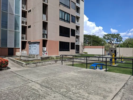 Np Penthouse En Venta Valle Topacio San Diego. Código 330641