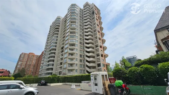 Departamento En Venta De 4 Dorm. En Las Condes