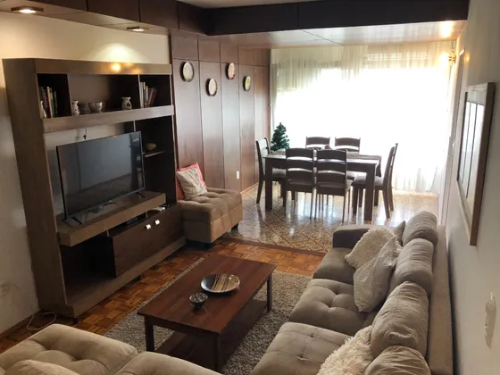 Alquiler Temporal O Permanente C/ Muebles . Cómodo Apartamento Punta Carretas Frente Al Mar . Totalmente Equipado, Calefacción Central Y Aire Acondicionado