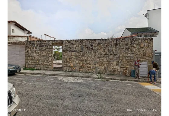 Venta De Terreno En Lomas De Prados Del Este (aceptan Finaciamiento)